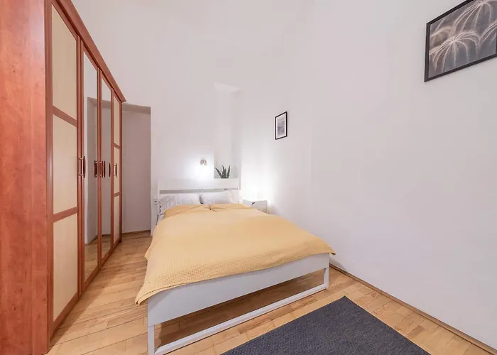 Ergola - Spacious Cozy 2 Big Downtown * Budapest