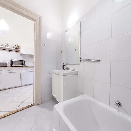 Apartamento Ergola - Spacious Cozy 2 Big Downtown Budapeste